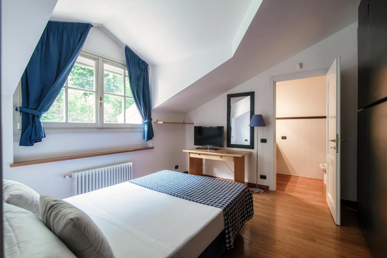 I D'A Charming Penthouse - Lake View- Como- House-130 Mt-2 Double Bedrooms And 2 Double Bathrooms A Spacious Living Room-Full Equipped Kitchen-Private Garden And Terrace-Private Covered Parking Екстер'єр фото
