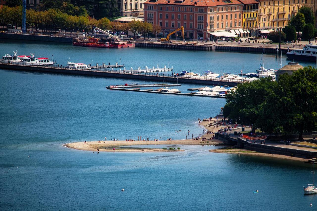I D'A Charming Penthouse - Lake View- Como- House-130 Mt-2 Double Bedrooms And 2 Double Bathrooms A Spacious Living Room-Full Equipped Kitchen-Private Garden And Terrace-Private Covered Parking Екстер'єр фото