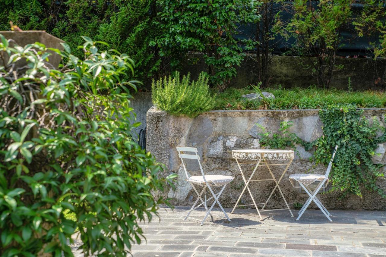 I D'A Charming Penthouse - Lake View- Como- House-130 Mt-2 Double Bedrooms And 2 Double Bathrooms A Spacious Living Room-Full Equipped Kitchen-Private Garden And Terrace-Private Covered Parking Екстер'єр фото
