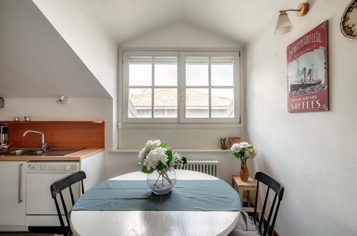 I D'A Charming Penthouse - Lake View- Como- House-130 Mt-2 Double Bedrooms And 2 Double Bathrooms A Spacious Living Room-Full Equipped Kitchen-Private Garden And Terrace-Private Covered Parking Екстер'єр фото